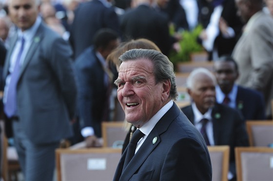 Gerhard Schröder v roce 2018 v Ankae