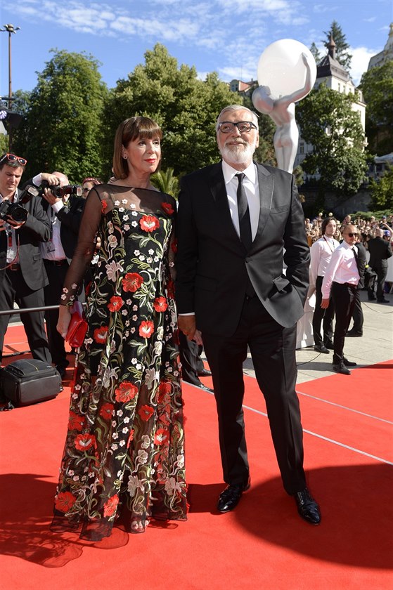 Jiří Bartoška s manželkou Andreou (Karlovy Vary, 7. července 2018)