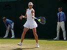 eská tenistka Lucie afáová ve tetím kole Wimbledonu.