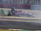 Mexický jezdec Sergio Perez ze stáje Force India havaroval bhem Velké ceny...
