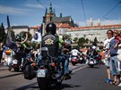 Spanilá jízda motorek Harley Davidson centrem Prahy, kterou vrcholily oslavy...