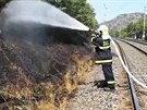 Po��r koleji�t� mezi �st�m a Lovosicemi. Na m�st� zasahovali hasi�i