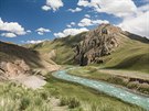 eka Ike-Naryn, v odpoledním svtle. Oblast Ike-Naryn, Kyrgyzstán