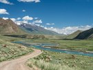 Otevené údolí stední ásti pohoí ien-an. Oblast Ike-Naryn, Kyrgyzstán