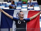 Francouzský fanouek ped zápasem tvrtfinále mistrovství svta proti Uruguayi.
