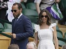 James Middleton a jeho sestra Pippa Middletonová na  Wimbledonu (Londýn, 5....