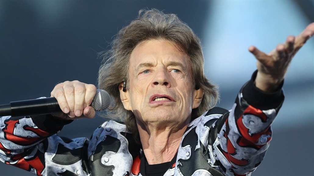 Ptasedmdesátiletý frontman skupiny The Rolling Stones Mick Jagger