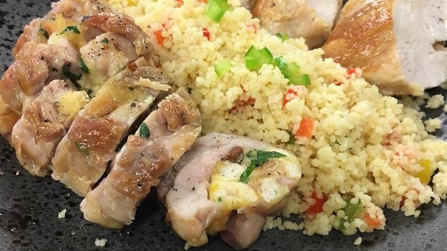 Jeden z v�tvor�, kter� museli sout��c� uva�it.