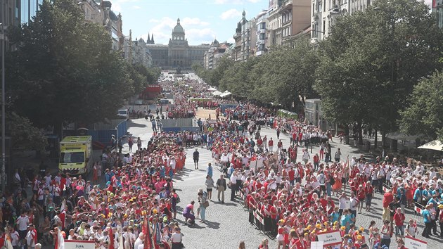 Slavnostním pochodem v historickém centru Prahy začal 16. všesokolský slet, který připomene 100 let od založení Československa. (1.července 2018)