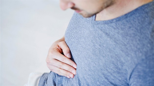 Bolest b�icha m��e signalizovat z�n�t slepen�ho st�eva, ale tak� rakovinu.