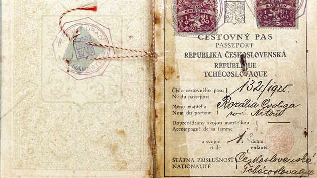 Prvorepublikový pas matky Františka Cvoligy, jednoho z posledních veteránů druhé světové války v Olomouckém kraji.