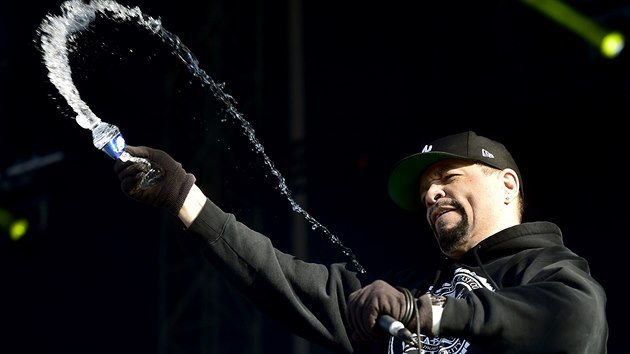 Americká hudební skupina Body Count s rapperem Ice-T na festivalu Aerodrome