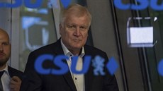 Nmecký ministr vnitra a pedseda CSU Horst Seehofer po jednání své strany v...