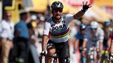 Slovenský jezdec Peter Sagan vyhrál 2. etapu Tour de France.