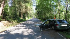 Zaklíněnou řidičku, která havarovala u Vlachova Březí, museli z vozidla...