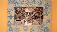 V trutnovské Oran�ové kavárn� nechybí ani snímky Václava Havla, jejich� autorem...