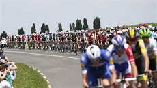 Momentka z úvodní etapy 105. roníku vhlasné Tour de France