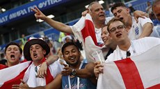 Anglití fandové slaví postup svého týmu do semifinále mistrovství svta.