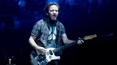 Pearl Jam v pražské O2 areně 1. července 2018