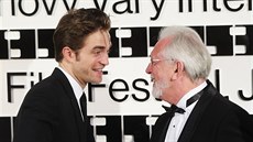 Robert Pattinson a Jaromír Hanzlík (Karlovy Vary, 7. ervence 2018)