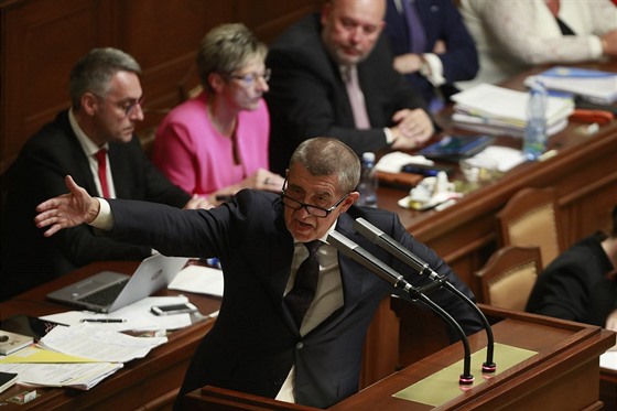 Premiér Andrej Babiš hovoří k poslancům před hlasováním Sněmovny o důvěře...
