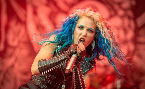 Kapela Arch Enemy na Masters of Rock 2018