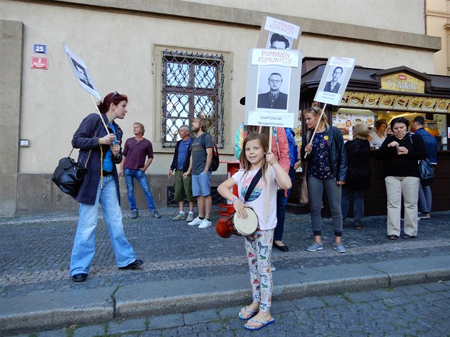 Protesty proti nové vlád