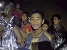 Zábr z nové nahrávky chlapc uvznných v jeskyni na severu Thajska (4....