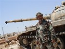 Velitel syrské armády Jusúf Sibáhí ve městě Talbísa (17. července 2018)