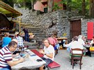 Oblíbená restaurace Grotto Americana v obci Ponte Brolla