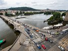 Nutná oprava Jiráskova mostu mla být provedena u v roce 2017.