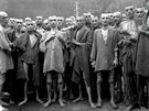 Vzni z poboného tábora Ebensee (byl souástí Mauthausenu) po osvobození...