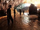 Snímek z jeskyně Tham Luang během operace na záchranu thajských chlapců