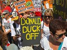 Britové protestují proti státní návtv amerického prezidenta Donalda Trumpa....