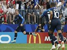 Francouz Antoine Griezmann se raduje z gólu ve finále mistrovství svta. První...