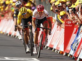 John Degenkolb sprintuje pro vtzstv v devt etap Tour de France.