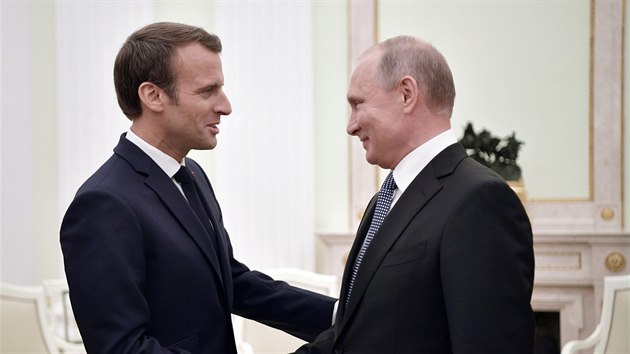 Ruský prezident Vladimir Putin se v Moskvě setkal s francouzským prezidentem Emmanuelem Macronem (15. července 2018)
