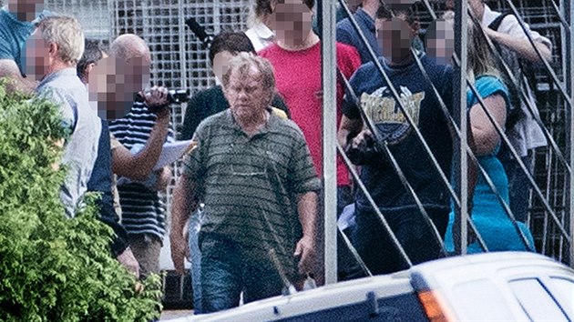 Policisté i celníci v pondělí zasahovali v Zooparku Bašť na pozemku příslušníka cirkusové rodiny Ludvíka Berouska (na snímku). (16. července 2018)