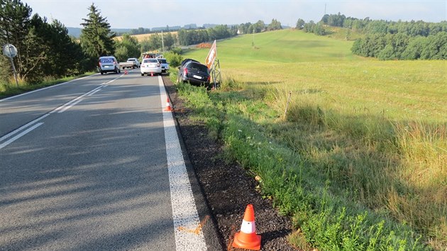 idi peugeotu havaroval mezi Vinkou a Stte (12. 7. 2018).