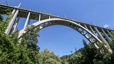 Od roku 1928 se most o délce 190,5 metru a íce tém devt metr tyí zhruba...