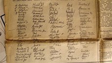 Moskevská Pravda z 30. �ervence 1968 s dopisem 99 pragovák� a jejich podpisy