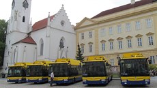 V ervenci 2018 msto Teplice pedstavilo pt nových parciálních trolejbus koda 30Tr