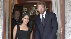 Vévodkyně Meghan a princ Harry na letní party na britské ambasádě v Irsku...