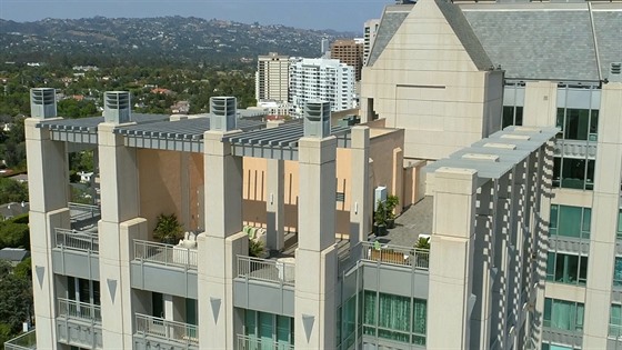 Nebeský palác v LA je na prodej za 361 milionů korun