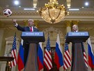Americký prezident Donald Trump a jeho ruský protějšek Vladimir Putin na...