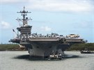 Americká letadlová lo USS Carl Vinson na manévrech RIMPAC 2018