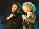 Eva Pilarov a Waldemar Matuka v divadle Semafor 