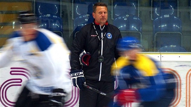 Jan aloun vede prvn trnink steckch hokejist ped startem nov sezony.