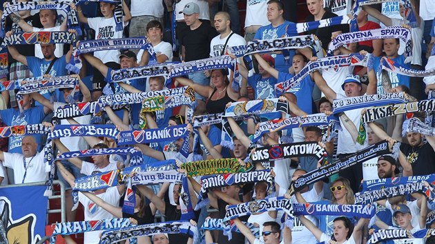 Fanoušci fotbalistů Baníku Ostrava během utkání proti Jablonci.