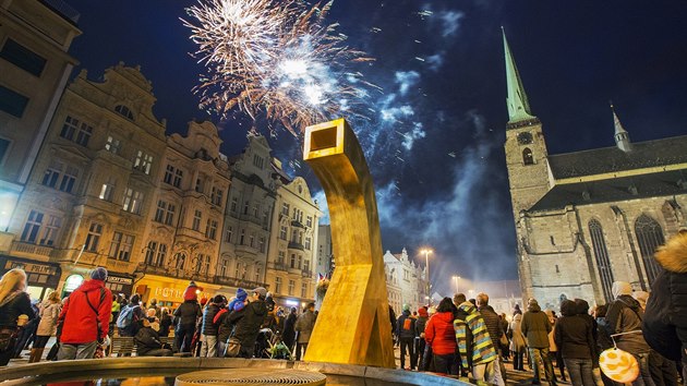 Oslavy vro vzniku eskoslovenska vyvrchol o vkendu 27. a 28. jna. Chybt nebude ani ohostroj v nrodnch barvch.